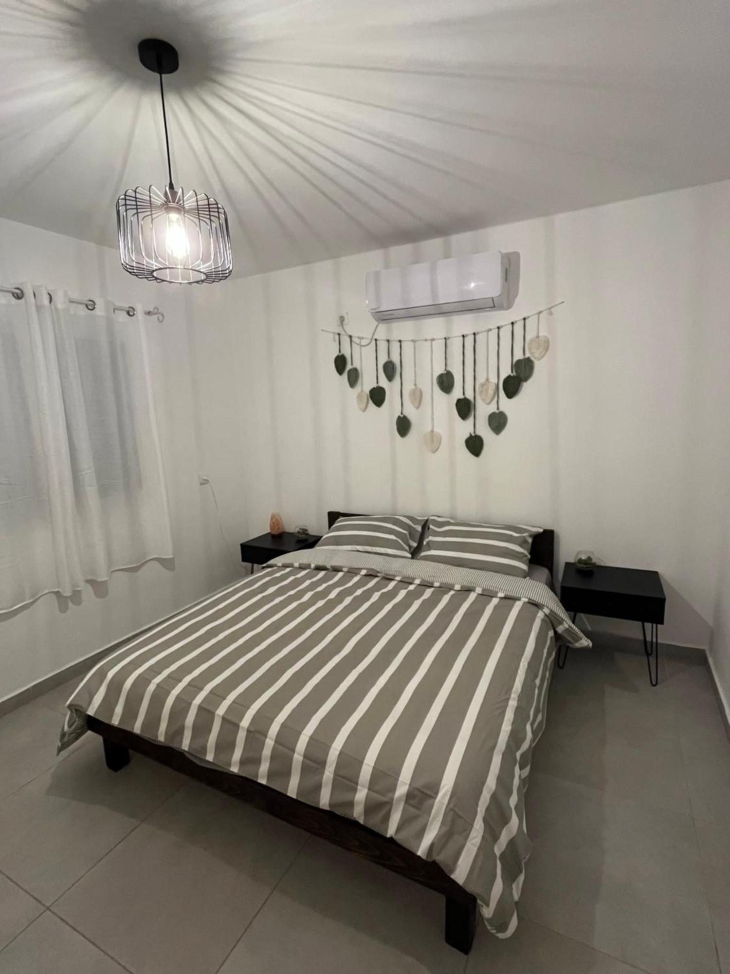 Apartamento סברס Ein Tamar Exterior foto